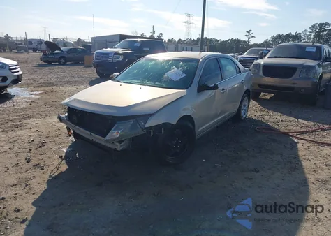 2010 Ford Fusion Se z USA, uszkodzony, nr VIN 3FAHP0HG9AR167884